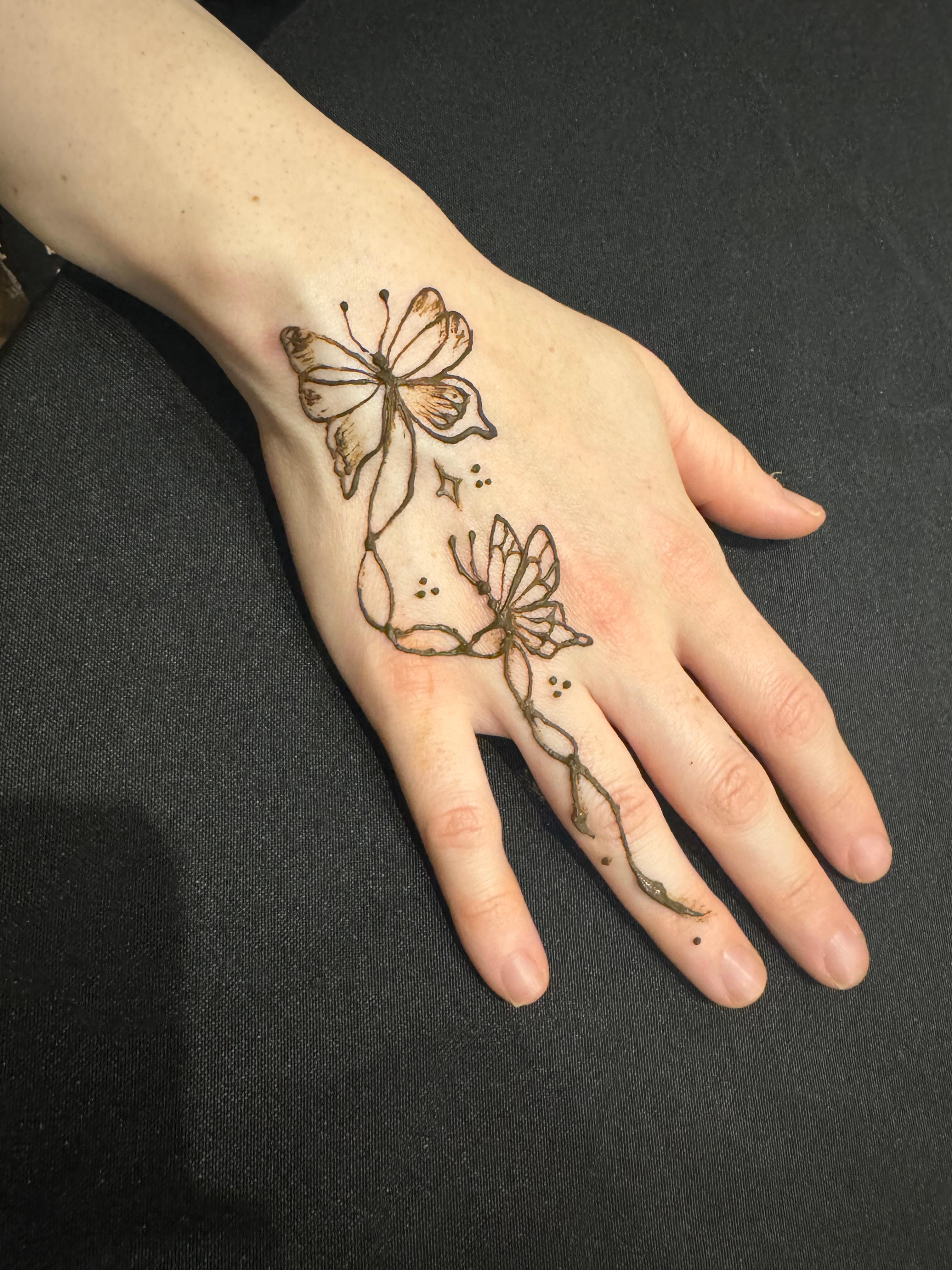 Henna design tattoo-1